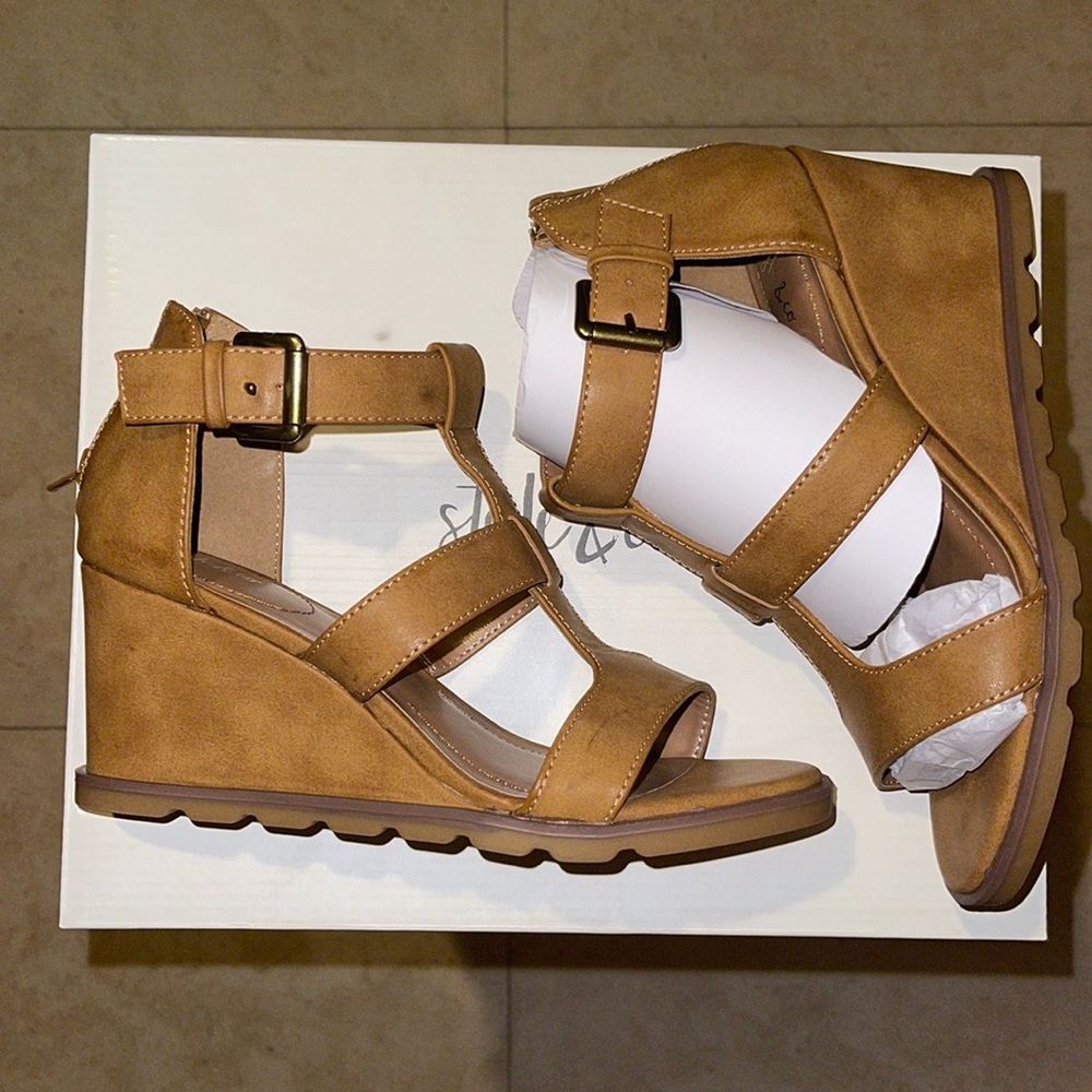 Style & CO Wedges Size 7.5M - Picture 5 of 7